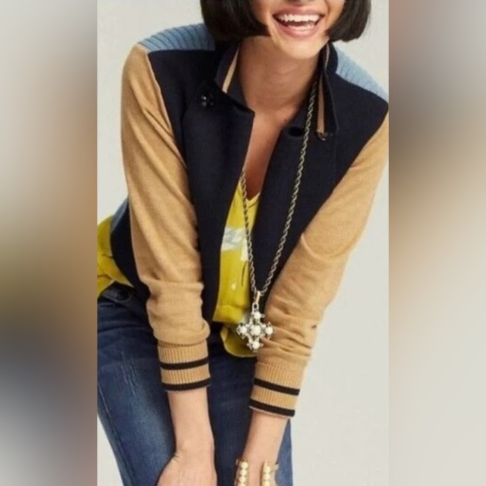 Cabi Turn Back navy blue tan Cotton Preppy Varsity Crop Cardigan Women’s sz XS